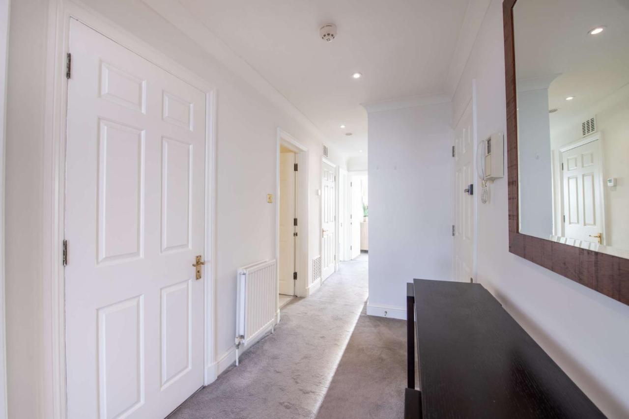 Somerset Court Kensington Apartments London Exterior photo